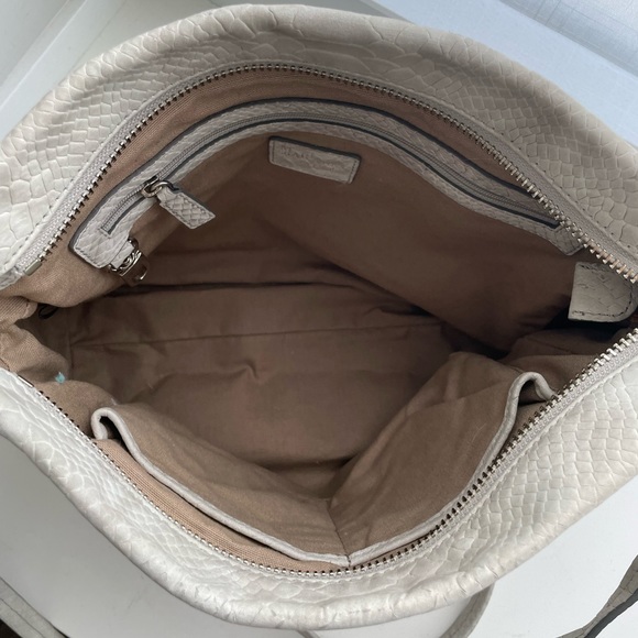 Cole Haan by Maria Sharapova Leather Handbag (with crossbody strap) - Picture 11 of 12